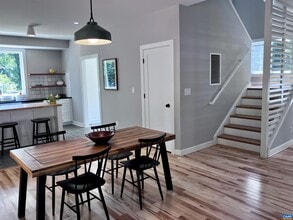 106 Buckingham Cir in Charlottesville, VA - Building Photo - Building Photo