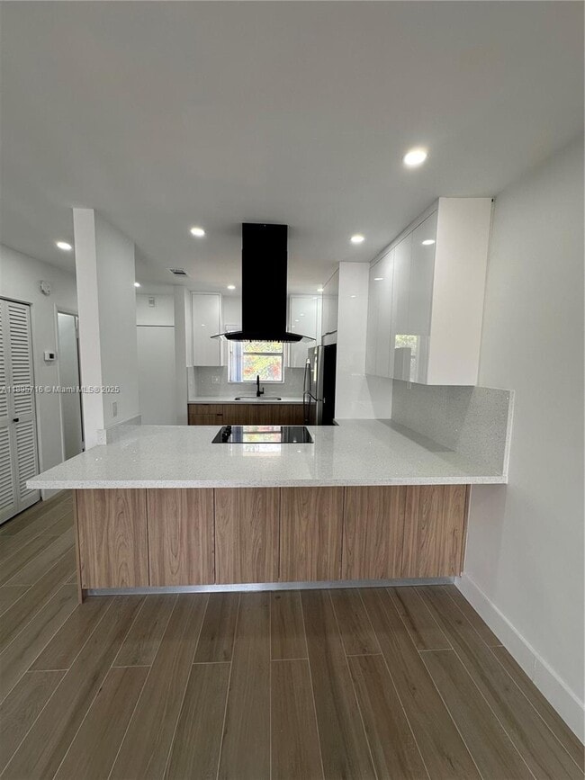 property at 7505 SW 82nd St