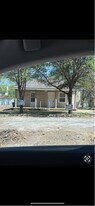 1388 Hartsdale Dr in Dallas, TX - Building Photo