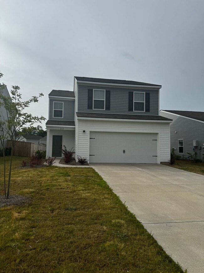 property at 232 Parkwood Vista Way