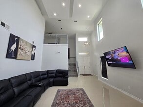 2712 Corsican Ln in Laredo, TX - Building Photo - Building Photo