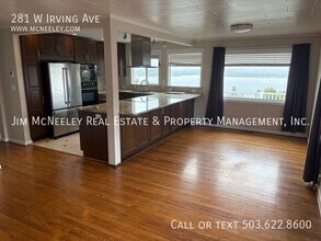281 W Irving Ave in Astoria, OR - Building Photo - Building Photo