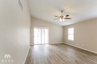 4545 N 67th Ave in Phoenix, AZ - Building Photo - Building Photo