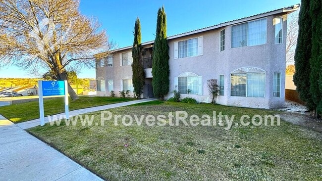 16687 Zenda St in Victorville, CA - Building Photo - Building Photo