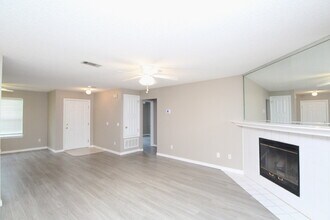 6923 Cedar Ridge Cir in Milton, FL - Building Photo - Building Photo