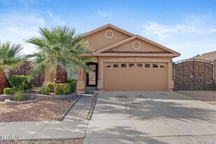 804 Desert Cactus Dr in Horizon City, TX - Building Photo