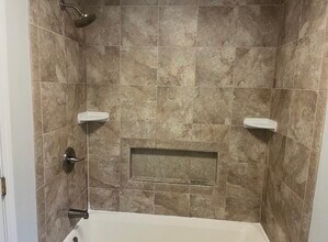 31 Lantern Ln in Dracut, MA - Building Photo - Building Photo