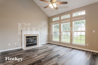 8249 Hornwood Ct in Charlotte, NC - Foto de edificio - Building Photo