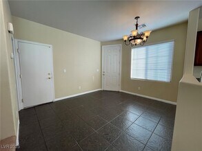 275 Red Eucalyptus Dr in Henderson, NV - Building Photo - Building Photo