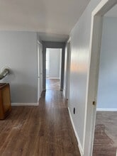 129 County St, Unit 2 in Fall River, MA - Foto de edificio - Building Photo