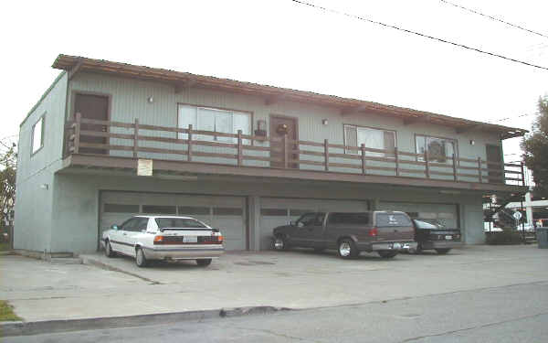 1098 Huntington Ave E in San Bruno, CA - Building Photo - Building Photo