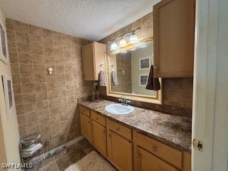 property at 3322 N Key Dr