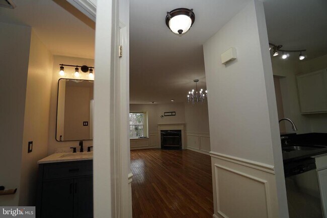 2000 Harvard Dr in North Wales, PA - Building Photo - Building Photo