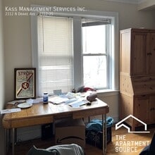 2312 N Drake Ave, Unit 2S in Chicago, IL - Foto de edificio - Building Photo