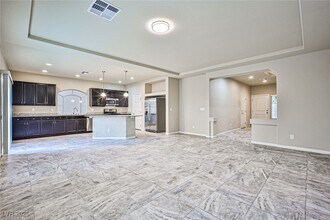 7230 Summit Lake Ct in Las Vegas, NV - Building Photo - Building Photo