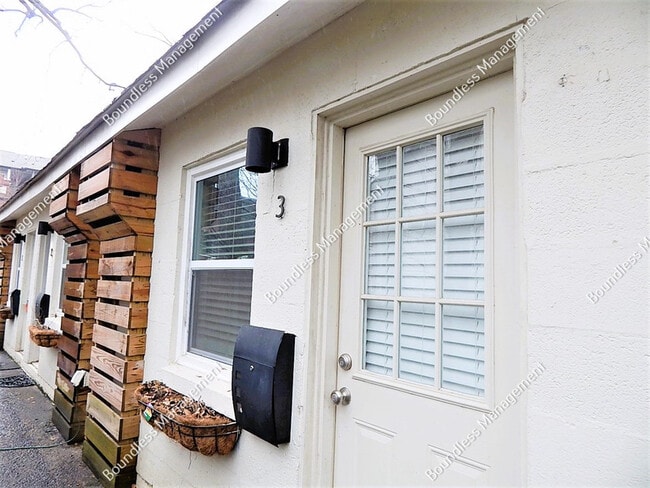 property at 712 Highland Ave NE