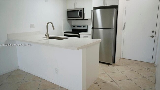 property at 2771 Riverside Dr