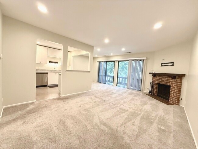 70 Margate Ct in Schaumburg, IL - Foto de edificio - Building Photo