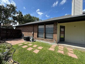 6929 Monarch St in Corpus Christi, TX - Building Photo - Building Photo