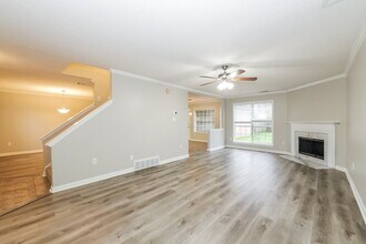 787 Silver Sands Dr in Memphis, TN - Building Photo - Building Photo