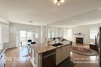 Stunning Renovated 4-Bedroom + Den Detache in Markham, ON - Building Photo - Building Photo