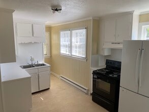 208 S Watts St in Williamston, NC - Building Photo - Building Photo