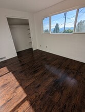 3316 Sanders Ave in Bremerton, WA - Foto de edificio - Building Photo