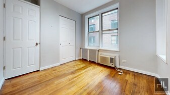 East 58th Street in New York, NY - Building Photo