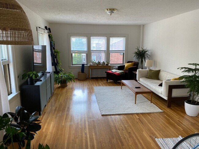 2601 Fremont Ave S in Minneapolis, MN - Building Photo - Building Photo