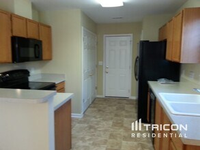 4422 Little Moser Ln in Charlotte, NC - Building Photo - Building Photo