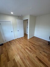 510 W Main St in Stamford, CT - Foto de edificio - Building Photo