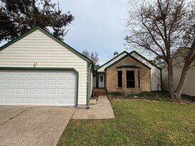 16715 Dale Oak Way in Houston, TX - Building Photo