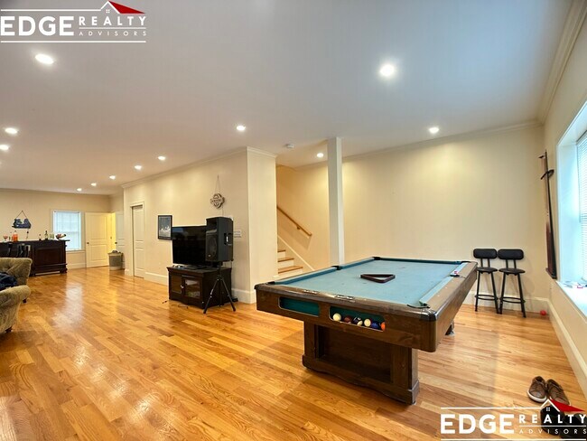5 Bothwell Rd, Unit 1