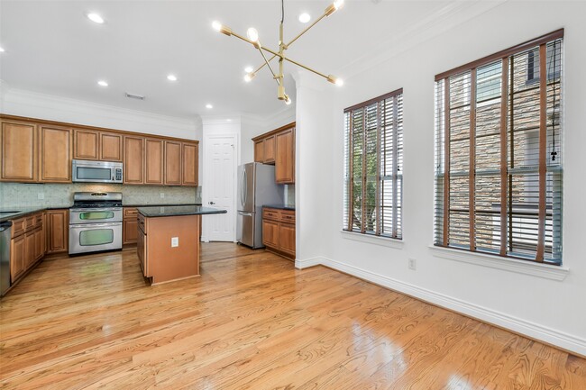 1529 Rosewood St in Houston, TX - Building Photo - Building Photo