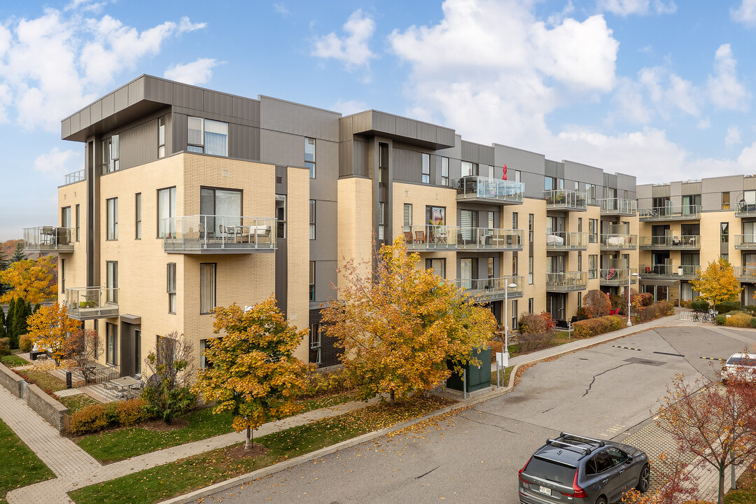 750 32E Av in Montréal, QC - Building Photo