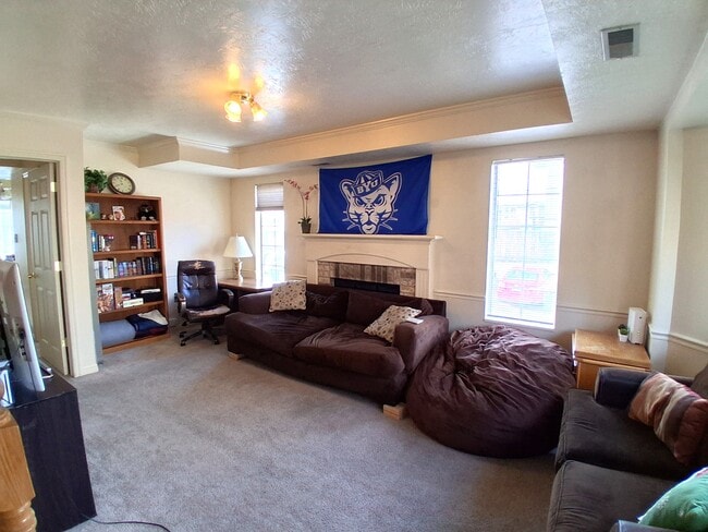 property at 565 N 300 E