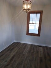 7695 E Andrew Johnson Hwy in Whitesburg, TN - Building Photo - Building Photo