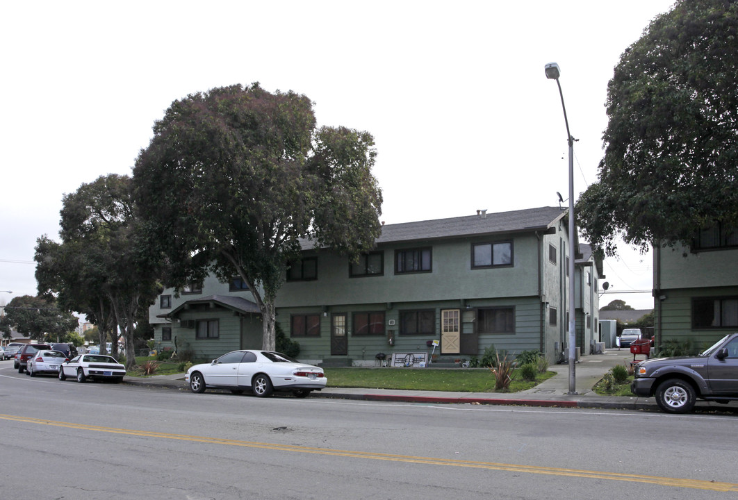 920-960 Clyde Ave in Santa Clara, CA - Foto de edificio