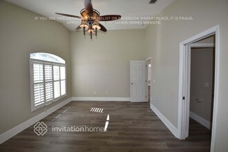 17652 Nathans Dr in Tampa, FL - Building Photo - Building Photo