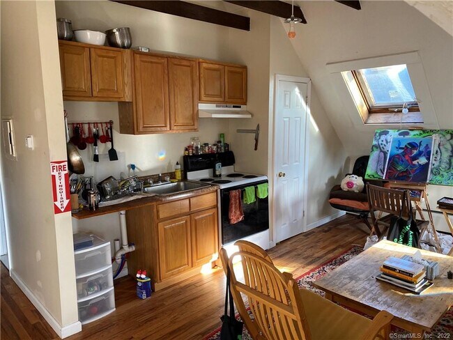 74 Dwight St-Unit -3 in New Haven, CT - Building Photo - Building Photo