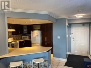 20 McFarlane Dr in Halton Hills, ON - Building Photo - Building Photo