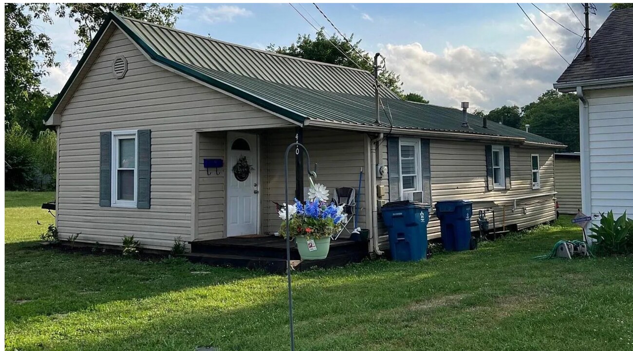 440 English Ave in Harrodsburg, KY - Building Photo