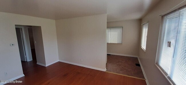 408 N Clark Blvd-Unit -4 in Clarksville, IN - Building Photo - Building Photo