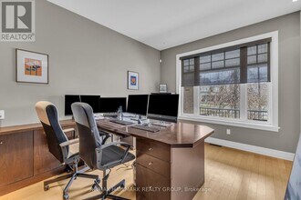 15 Marwood Ct in Ottawa, ON - Building Photo - Building Photo