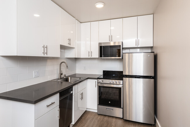 3618 Alameda Apartments in Menlo Park, CA - Foto de edificio - Interior Photo