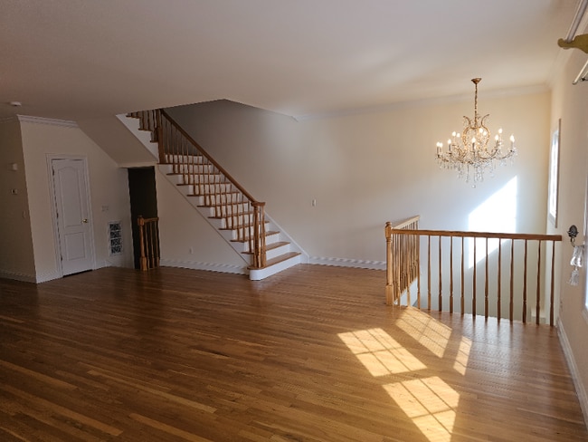 104 Demarest Ln in Montvale, NJ - Foto de edificio - Building Photo