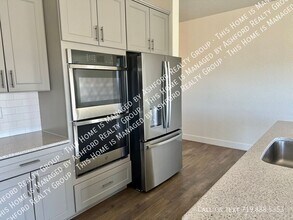 8313 Noreen Falls Dr in Colorado Springs, CO - Building Photo - Building Photo