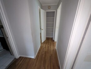 585 Woodin St in Hamden, CT - Building Photo - Building Photo
