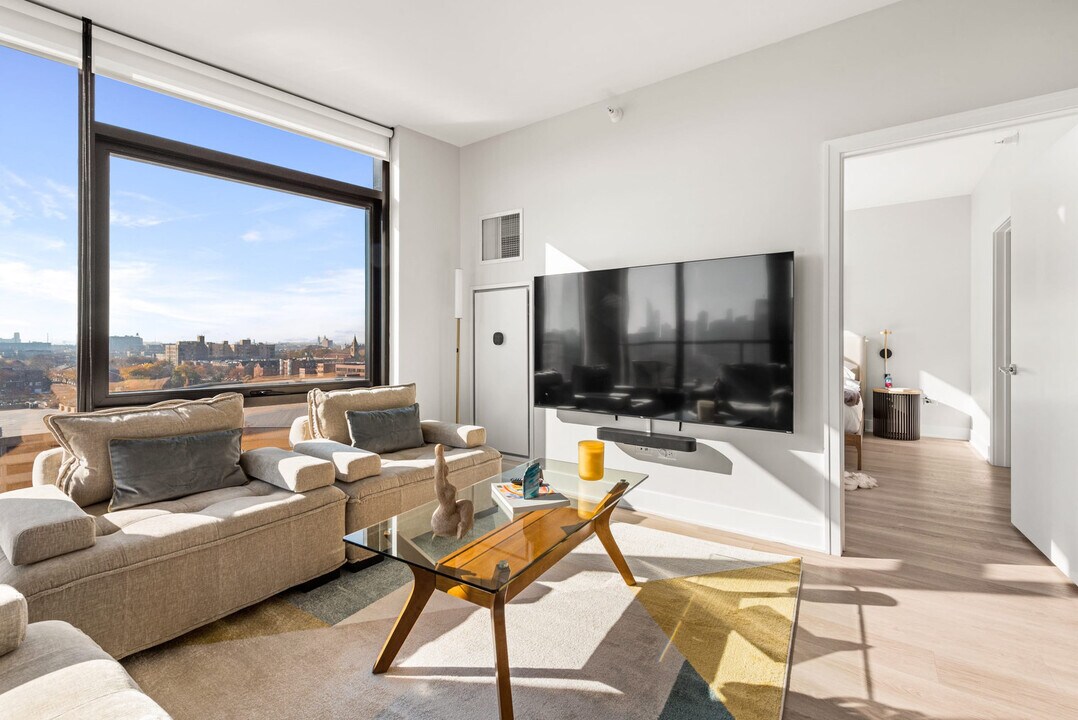 1128 W Van Buren St in Chicago, IL - Foto de edificio