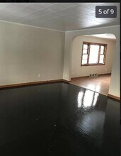 246 Carl St in Buffalo, NY - Building Photo - Building Photo